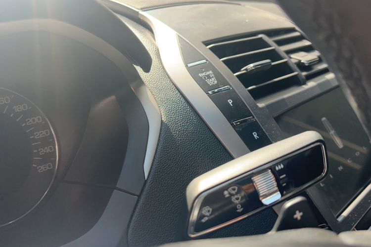 Used Lincoln MKZ 2017 2.0T Luxury Edition
