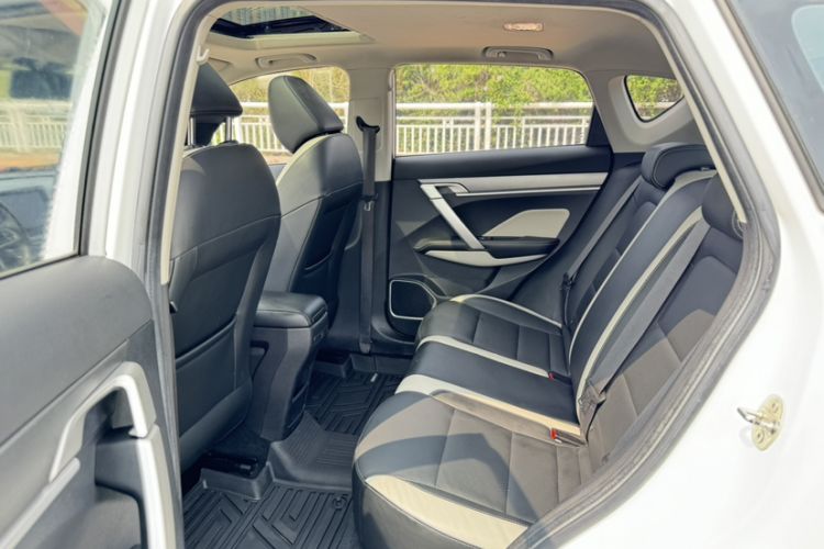 Used Geely Auto Coolray 2020 PRO 240T DCT Hunter
