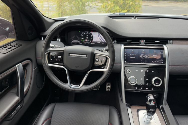 Used Land Rover Discovery Sport New Energy 2022 Facelifted P300e Plug-in Hybrid Electric Version
