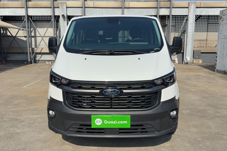 Used Ford Transit 2023 2.0T Diesel Manual Multifunction Commercial Vehicle Short Wheelbase Low Roof 5/6 Seats
