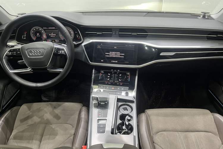 Used Audi A7L 2024 45TFSI S-line Dream-Building Edition Flow Crystal Package