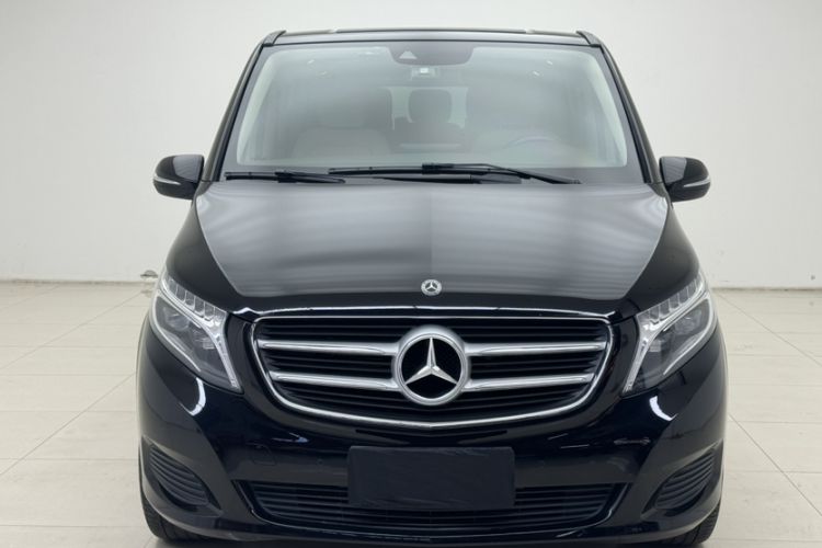 Used Mercedes-Benz V-Class 2018 V 260 Avantgarde Edition China VI