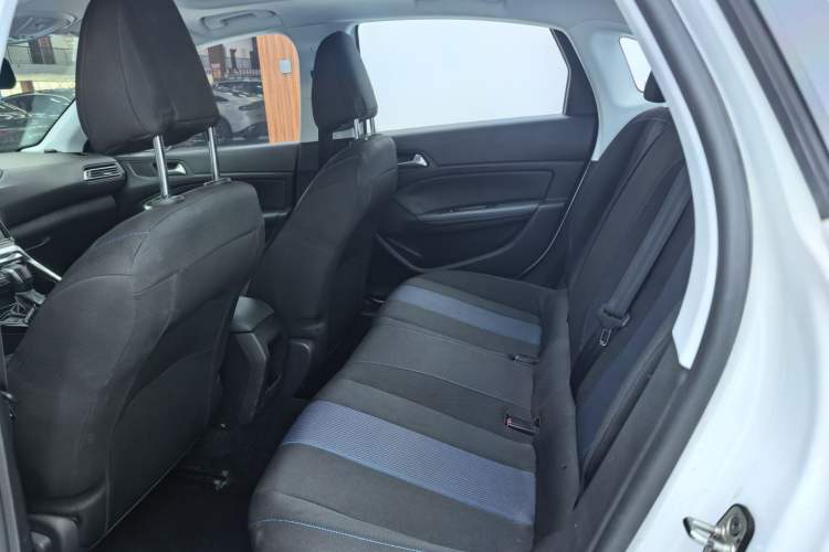 Used Peugeot 308 2018 1.6L Automatic Luxury Edition
