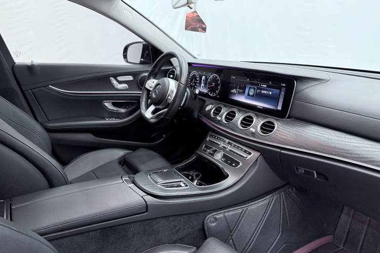 Used Mercedes-Benz E-Class 2019 E 200 L Sport Edition
