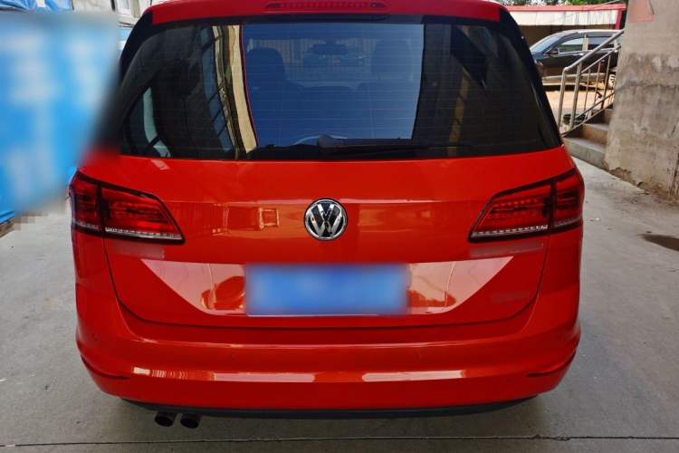 Used Volkswagen Golf Sportsvan 2018 230TSI Automatic Trend Edition Exterior 4