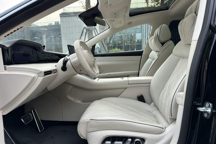 Used Hima Stelato S9 2024 All-Electric Max Rear-Drive Long-Range Version
