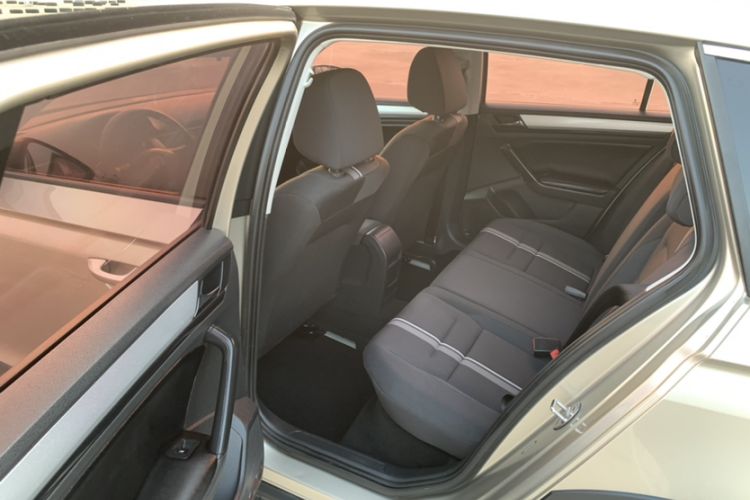 Used Volkswagen C-TREK 2018 1.5L Automatic Fashion Model
