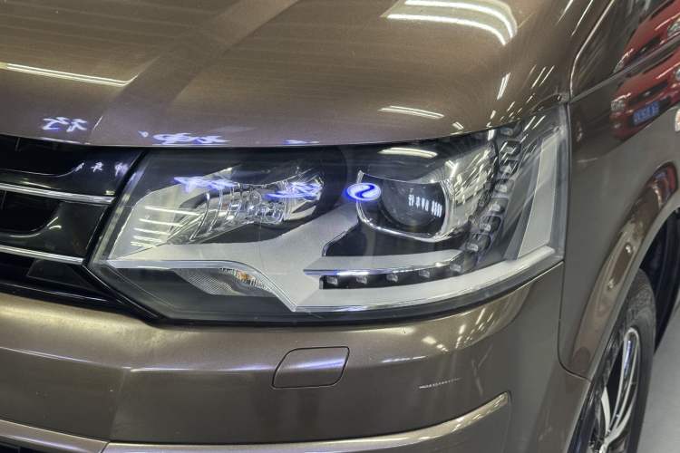 Used Volkswagen Multivan 2012 2.0 TSI Four-Wheel Drive Deluxe Edition