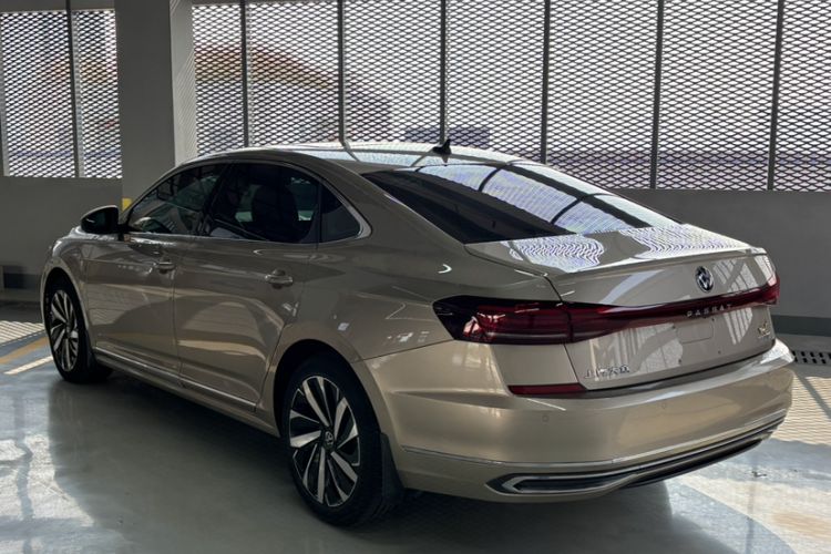 Used Volkswagen Passat 2022 330TSI Elite Edition Custom Version