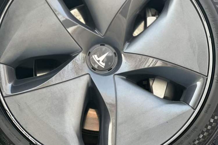 Used Tesla Model 3 (Import) 2019 Standard Range Rear-Wheel Drive Upgraded Version (52 kWh)