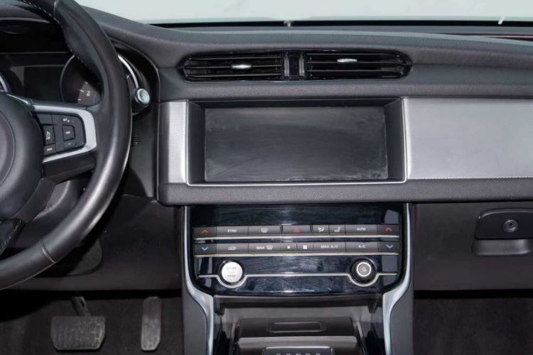 Used Jaguar XFL 2019 XFL 2.0T 200 PS Two-Wheel-Drive Elite Edition