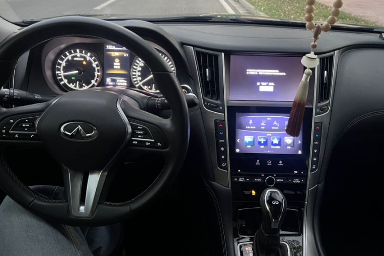 Used Infiniti Q50L 2019 2.0T 30th Anniversary Limited Edition Steering Wheel