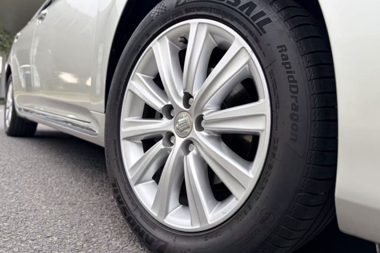 Used Toyota Crown 2012 2.5L Royal Leather Edition
