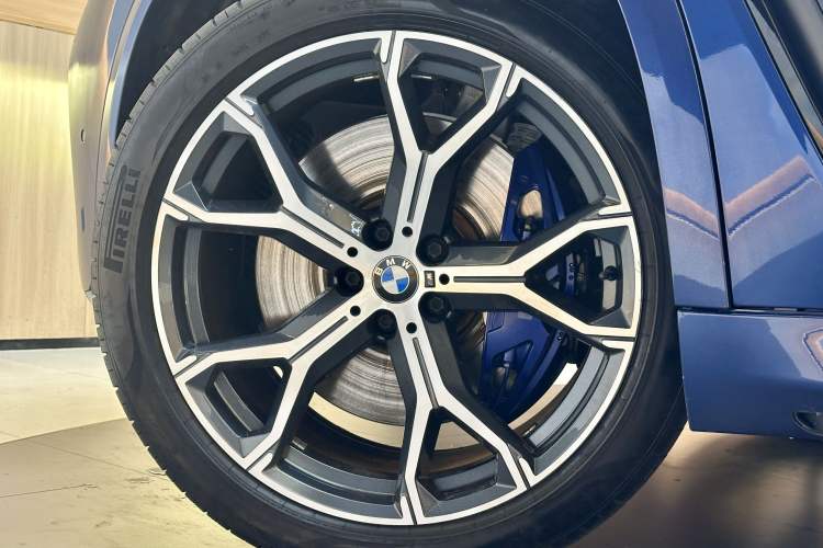 Used BMW X5 2019 xDrive40i Luxury Model with M Sport Package
