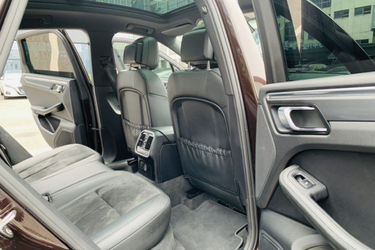 Used Porsche Macan 2018 Macan 2.0T