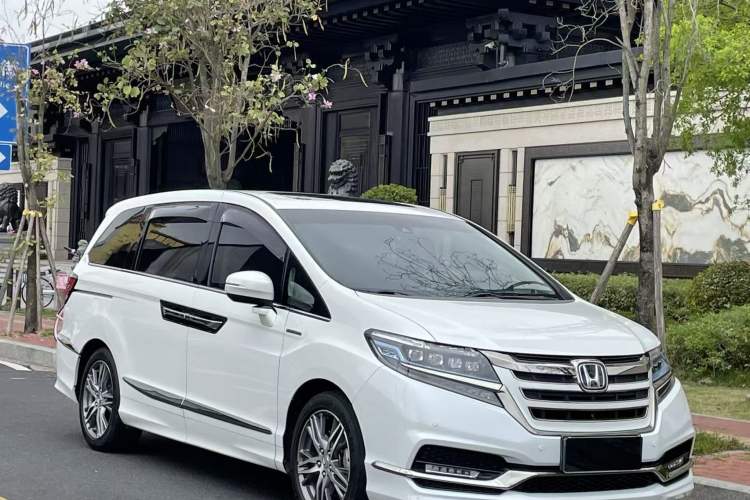 Used Honda Elysion 2019 2.0L Hybrid Luxury Edition Exterior 5