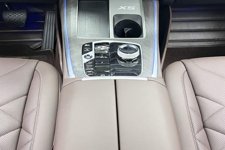 Used BMW X5 2023 xDrive 30Li Luxury M Sport Night Edition Package
