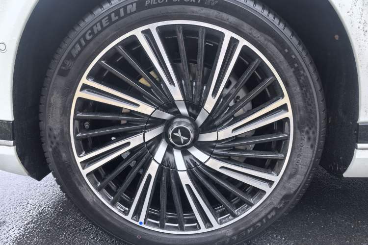 Used XPeng G9 2024 702 Pro Exterior 7