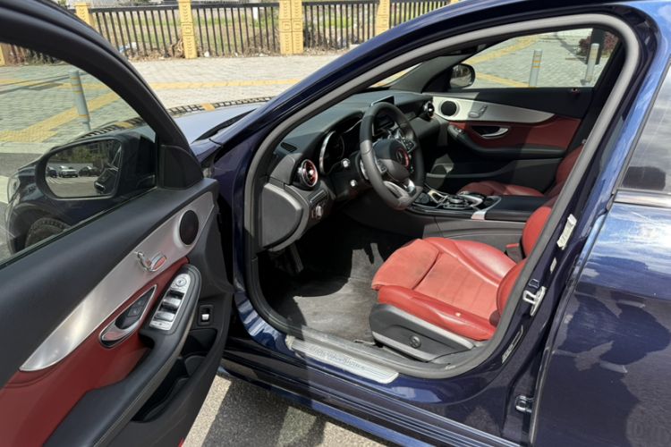 Used Mercedes-Benz C-Class 2017 Restyled C 200 Sport Edition Left Front Seat