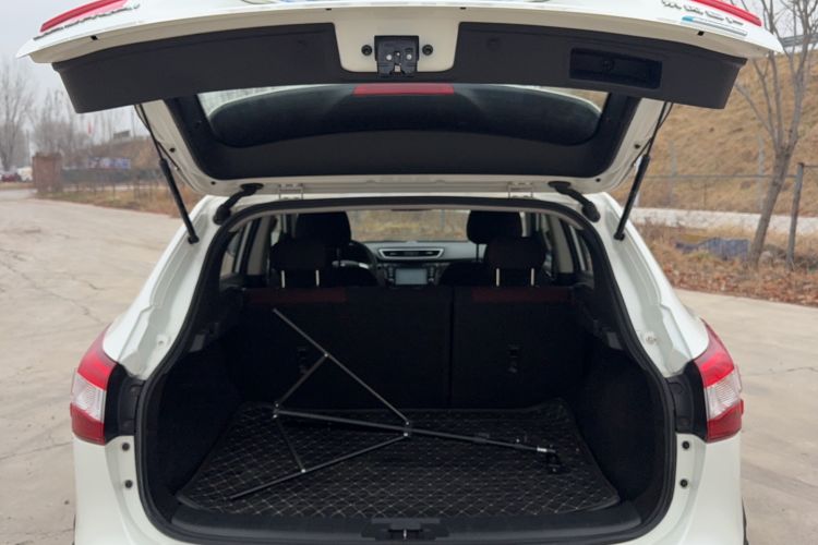 Used Nissan Qashqai 2016 2.0L CVT Elite Edition