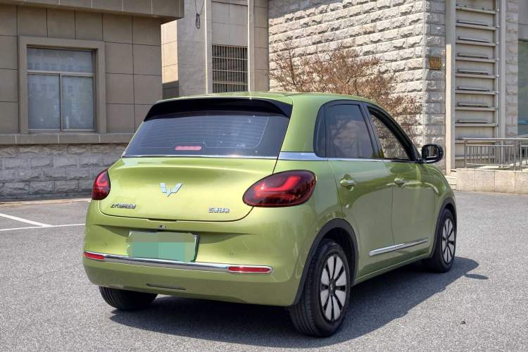 Used Wuling Bingo 2023 333 km Lingxi Connected Version Exterior 4