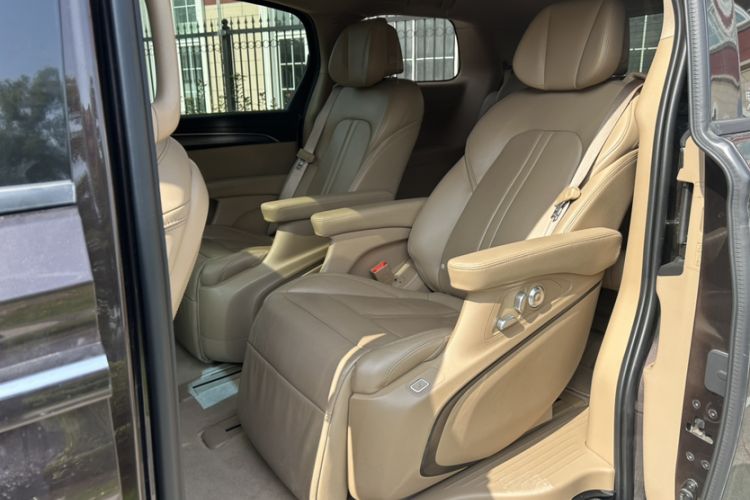 Used Buick GL8 2020 ES Land Cruiser 653T Flagship Model