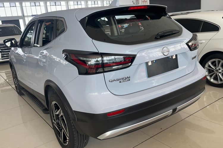 Used Nissan Qashqai 2025 Honor 2.0L CVT XV+ Leading Edition Exterior 4