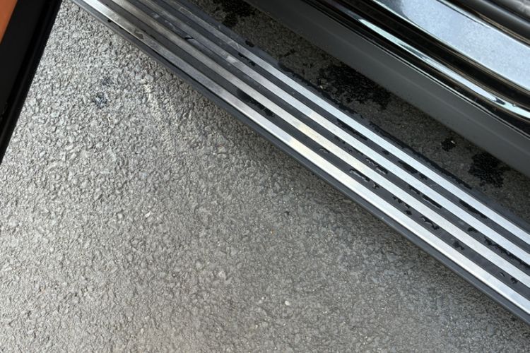 Used Hima AITO M9 2025 All-Electric Ultra Version 100 kWh 5-Seater Model
