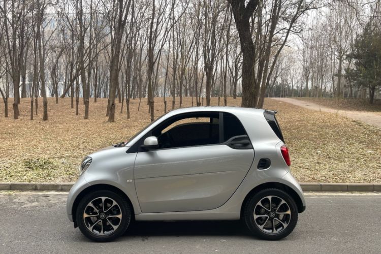 Used smart fortwo 2015 1.0L 52 kW Hardtop Passion Edition