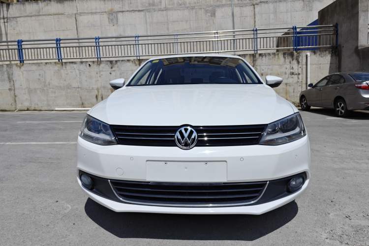 Used Volkswagen Sagitar 2014 1.4TSI Automatic Luxury Model