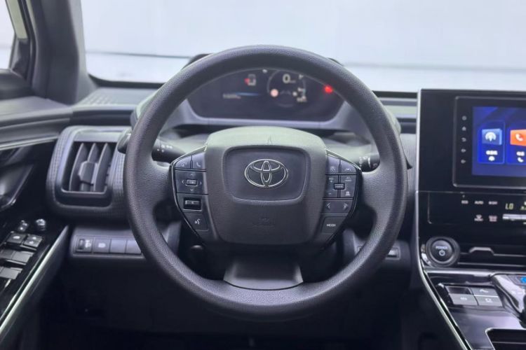 Used Toyota FAW bZ4X 2022 Two-Wheel-Drive Elite JOY Edition