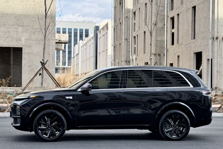 Used Li Auto L8 2023 Pro Model Exterior 1