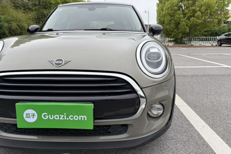 Used MINI 2018 1.5T COOPER Classic Edition Five-Door Version Left Front Headlight