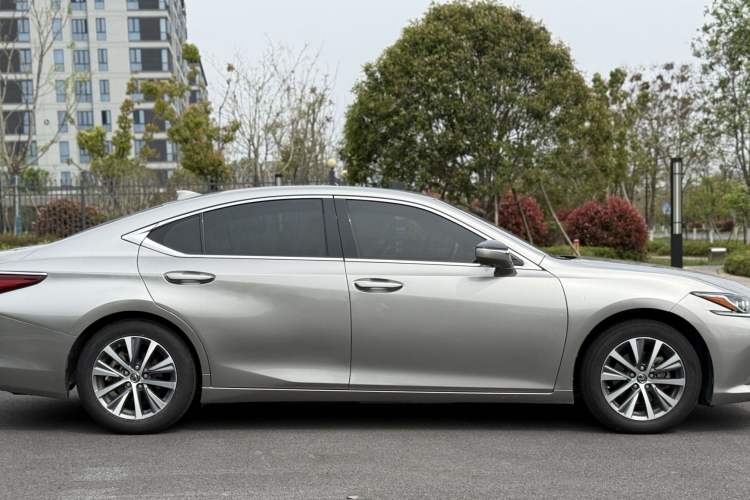 Used Lexus ES 2020 200 Luxury Edition
