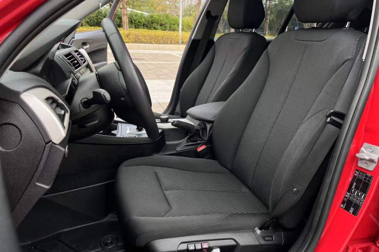 Used BMW 1 Series 2015 120i Leading Model
