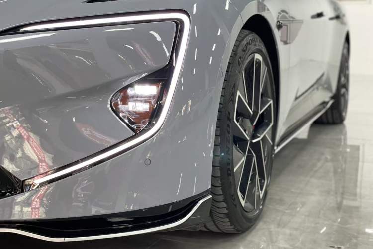 Used Avatr 12 2023 650 Three-Laser Four-Wheel Drive Performance Edition
