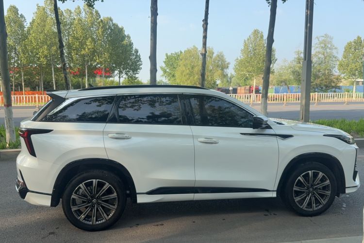 Used CHANGAN CS75 PLUS 2024 3rd Generation Champion Edition 2.0T Intelligent Drive Performance Model Exterior 8