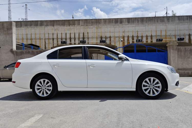 Used Volkswagen Sagitar 2014 1.4TSI Automatic Luxury Model