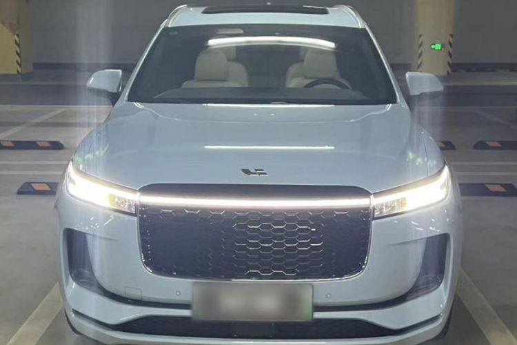 Used Li Auto ONE 2021 Extended-Range 6-Seater Version Exterior 2