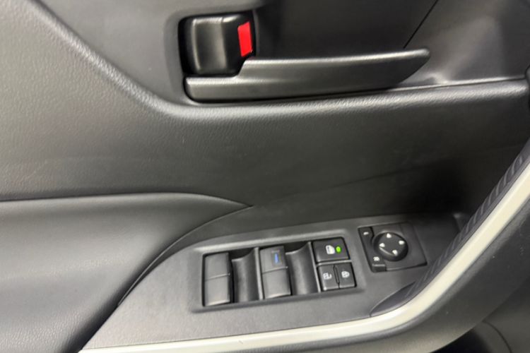 Used Toyota RAV4 2021 2.0L CVT Two-Wheel Drive Urban Edition Interior 7