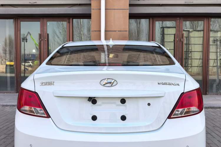 Used Hyundai Verna (older generation) 2016 1.4L Manual Smart GLS Trim Exterior 4