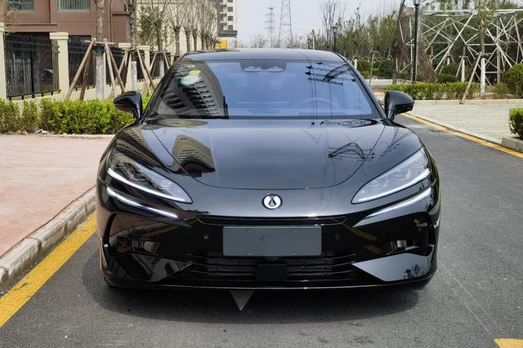 Used Denza Z9GT 2024 1100 Four-Wheel Drive Max Edition
