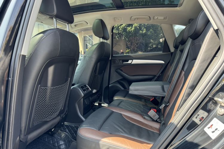 Used Audi Q5 2018 Collector's Edition 40 TFSI Technology Model