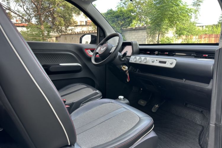 Used Wuling Hongguang MINIEV 2022 GAMEBOY 300km Enthusiast Model with Lithium Iron Phosphate