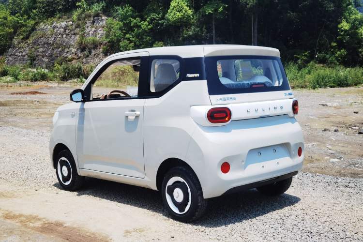 Used Wuling Hongguang MINIEV 2024 3rd Generation 215km Youth Edition