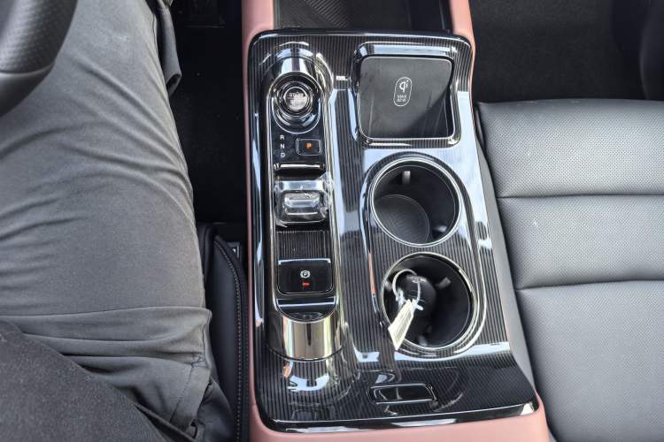 Used GAC Trumpchi E8 New Energy 2024 150km MAX+