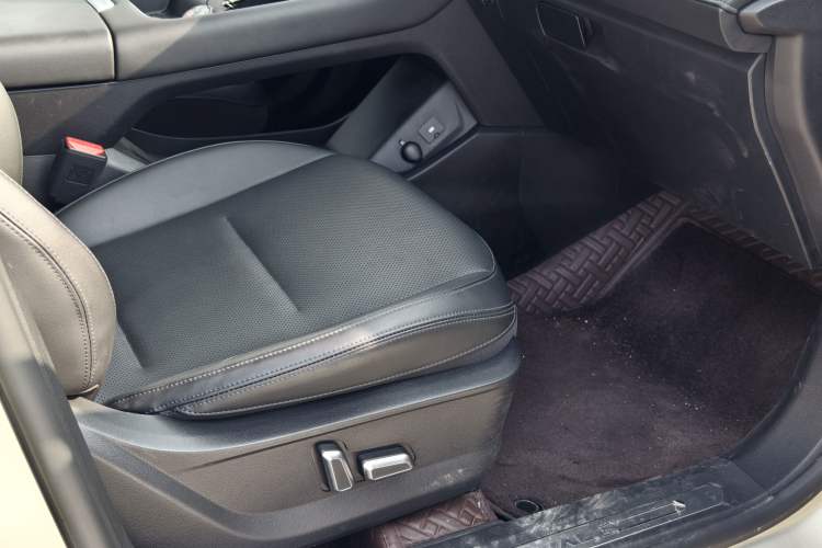 Used Haval H6 2024 1.5T Two-Wheel Drive Ultra