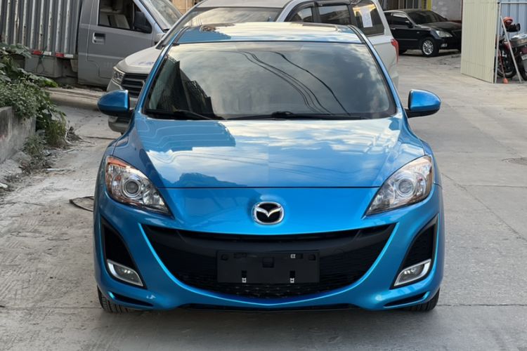 Used Mazda Mazda 3 2013 Hatchback 1.6L Automatic Elite Model
