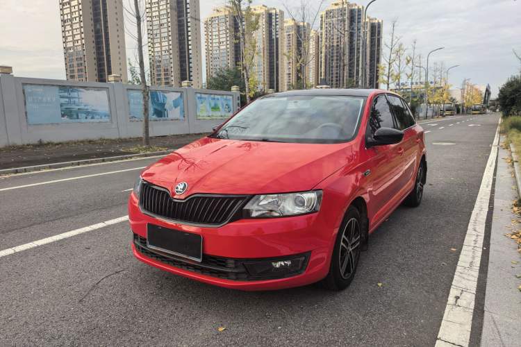 Used Skoda Rapid Spaceback 2016 Revised 1.6L Automatic Smart Drive Version