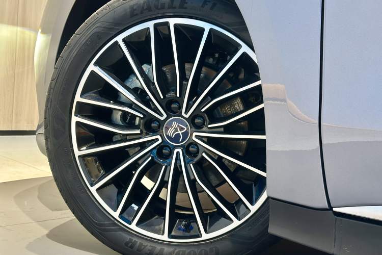 Used BYD Han 2022 DM-i 121KM Luxury Model
